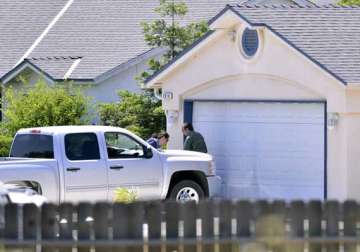 former indian army officer kills family self in us