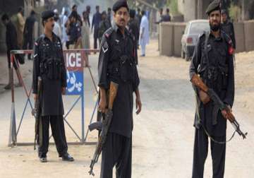 four pak policemen killed as three suicide bombers blow themselves outside police station