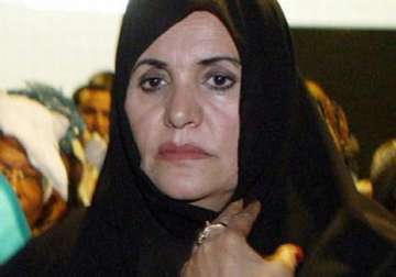 gaddafi s widow family members granted asylum in oman