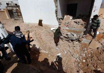 gaddafi s warplanes bomb eastern libyan town of ras launf