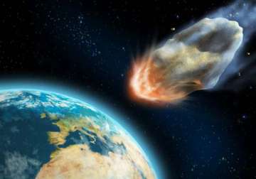 giant asteroids wiped out life on early earth