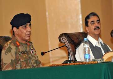 gilani kayani reject impression of standoff on memogate