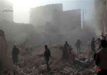 government airstrikes kill at least 32 in syria