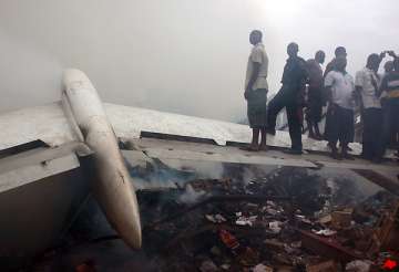grim search for dead after nigerian plane crash