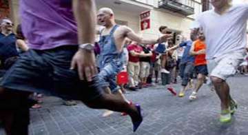 high heels race for men during madrid s gay week celebrations
