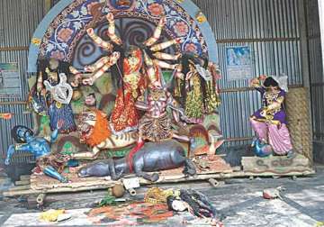 hindu housholds temple attacked in bangladesh