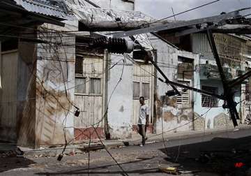 hurricane leaves at least 28 dead in caribbean