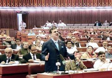 i don t need vote of confidence gilani tells parliament