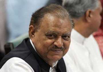 india born mamnoon hussain elected as pakistan s 12th prez