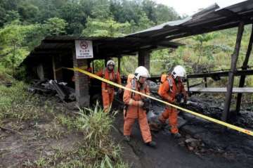 three killed in mine explosion in malaysia