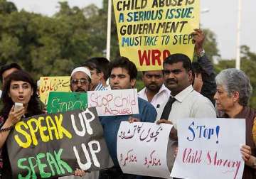 five more arrested in pakistan s biggest child abuse scandal