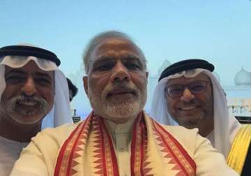 pm modi does a first visits sheikh zayed grand mosque in uae