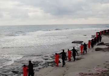 isis releases video shows mass beheading of coptic christian hostages