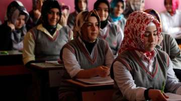 turkey lifts ban on hijab in schools