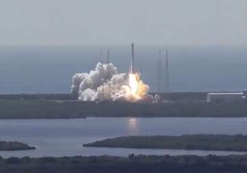 spacex falcon 9 rocket explodes minutes after liftoff nasa