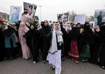 peshawar school attack parents protest slow probe