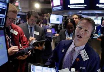 us stocks tumble following fed rate decision