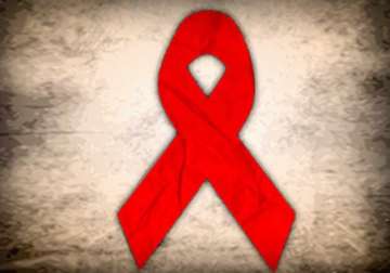 anti herpes drug may help treat hiv study