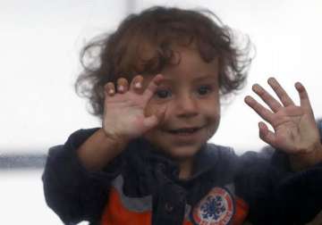 unicef urges european union to protect refugee children