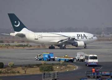 16 air hostesses crew of pakistan s national carrier disappear in canada