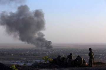 us continues air strikes against is in iraq