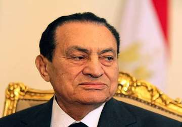 egypt court orders retrial of hosni mubarak in corruption case