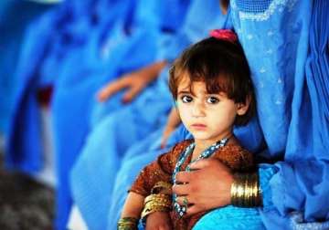 afghan refugees in pakistan to be repatriated by end 2015
