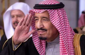saudis pledge allegiance to king salman via twitter