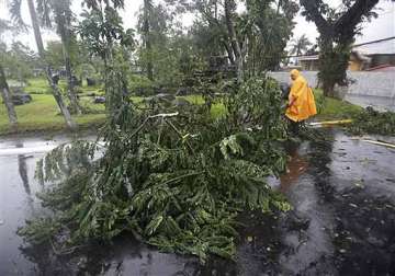 typhoon hagupit slams into philippines