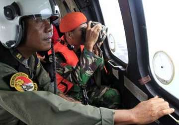 weather believed to be factor in airasia crash indonesia