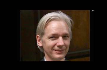 sweden drops warrant for wikileaks founder over rape charge