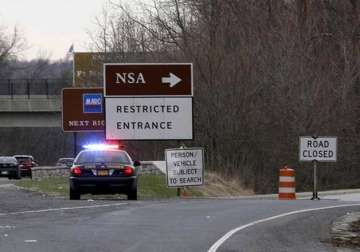 1 dead after car tries to ram nsa gate claims us officials