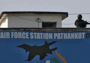 pakistan arrests pathankot attack suspects in punjab province report