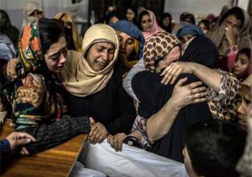 how terror attacks created scarcity of coffins in pakistan