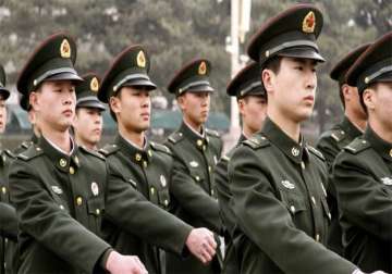 chinese military to layoff 1.70 lakh officers report