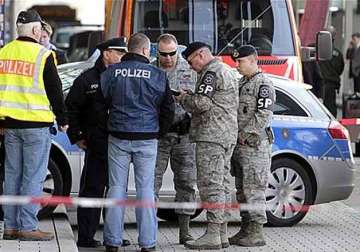 2 killed in germany shooting suspect captured