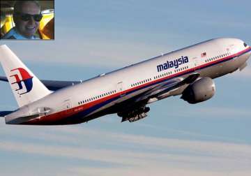 mh370 can be found soon says british boeing 777 captain simon hardy