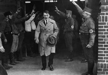 revealed hitler was born with one testicle claims german researcher