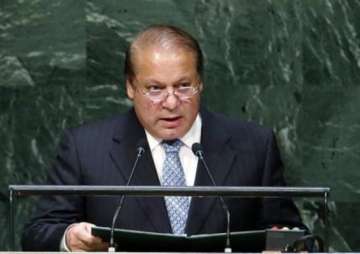 nawaz sharif raises kashmir issue with us senators