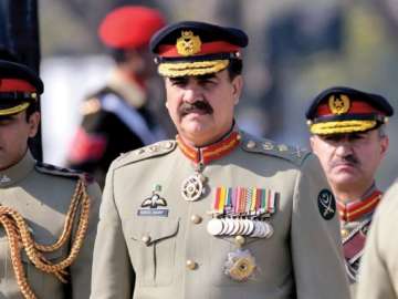 pak army chief leaves for kabul to seek mullah fazlullah s extradition