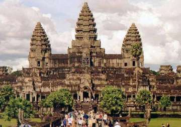cambodia lodges protest with india over angkor wat replica