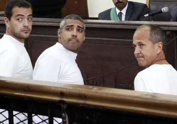 egypt sentences 3 al jazeera reporters to 3 years in prison
