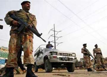 pakistani forces kill 28 militants