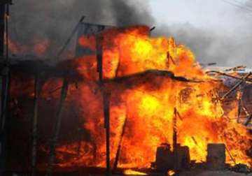 30 shops destroyed in pakistani city s fire