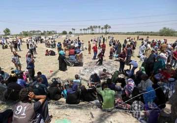 over 6 500 families displaced in iraq s ramadi city