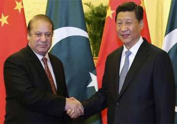 pakistan president confers nishan e pakistan on xi jinping