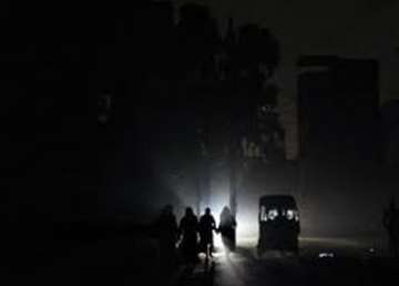 karachi city parts of sindh in darkness due to power failure