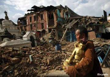 200 buddhist monks nuns killed in nepal quake