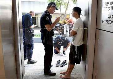 men detained outside obama s hotel in brisbane