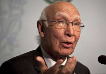 pakistan india foreign secretaries to meet on january 15 sartaj aziz
